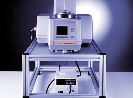 The Rheo-Microscope is an accessory for MCR rheometers used for microscopy simultaneous to a rheological test.